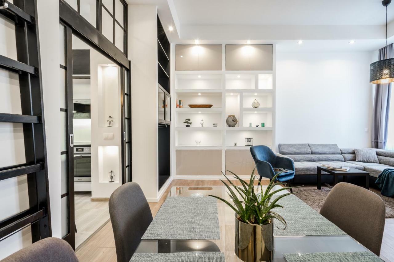 Bpr Thrill Design Home With A/C Budapest Kültér fotó