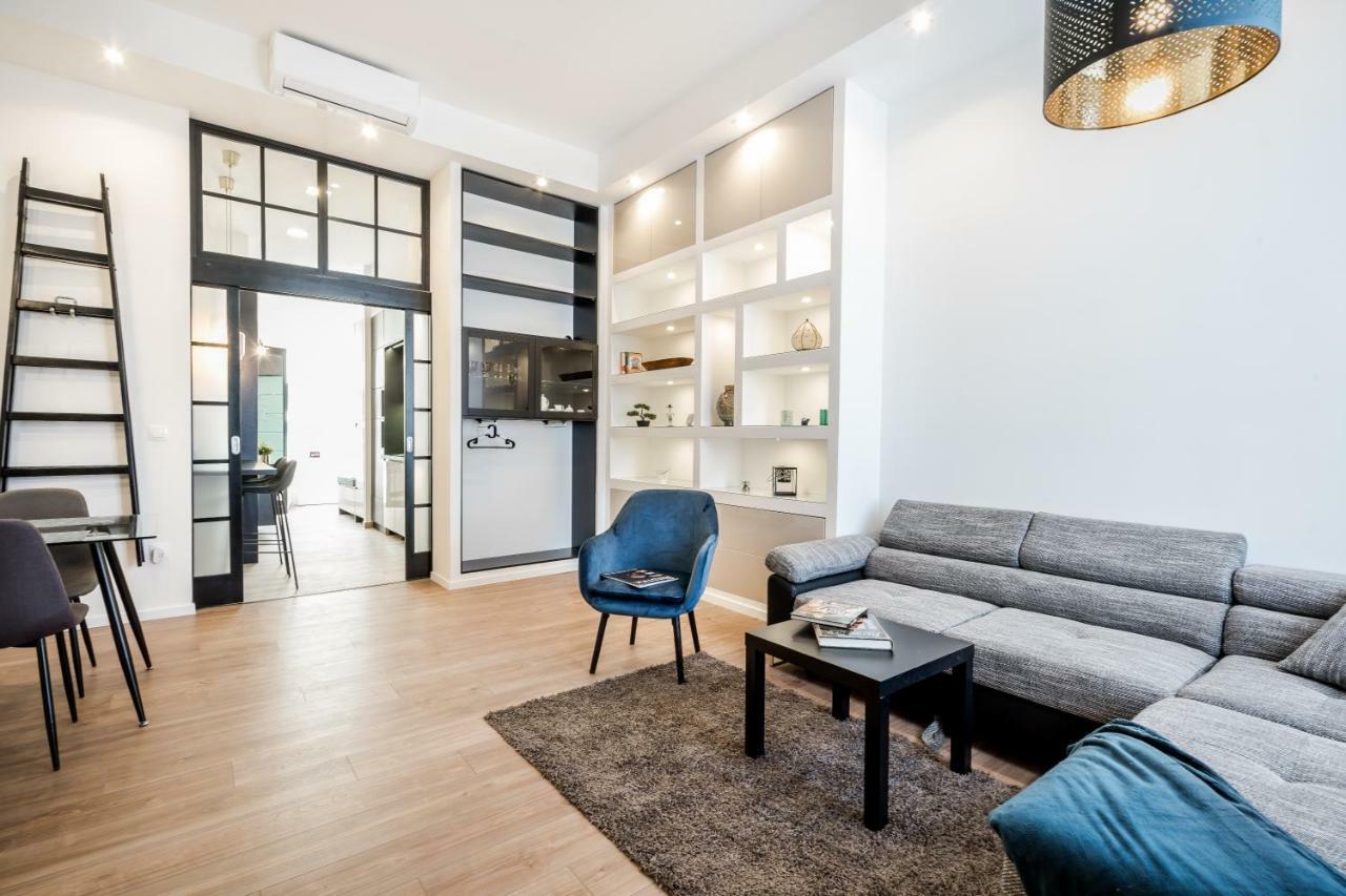 Bpr Thrill Design Home With A/C Budapest Kültér fotó