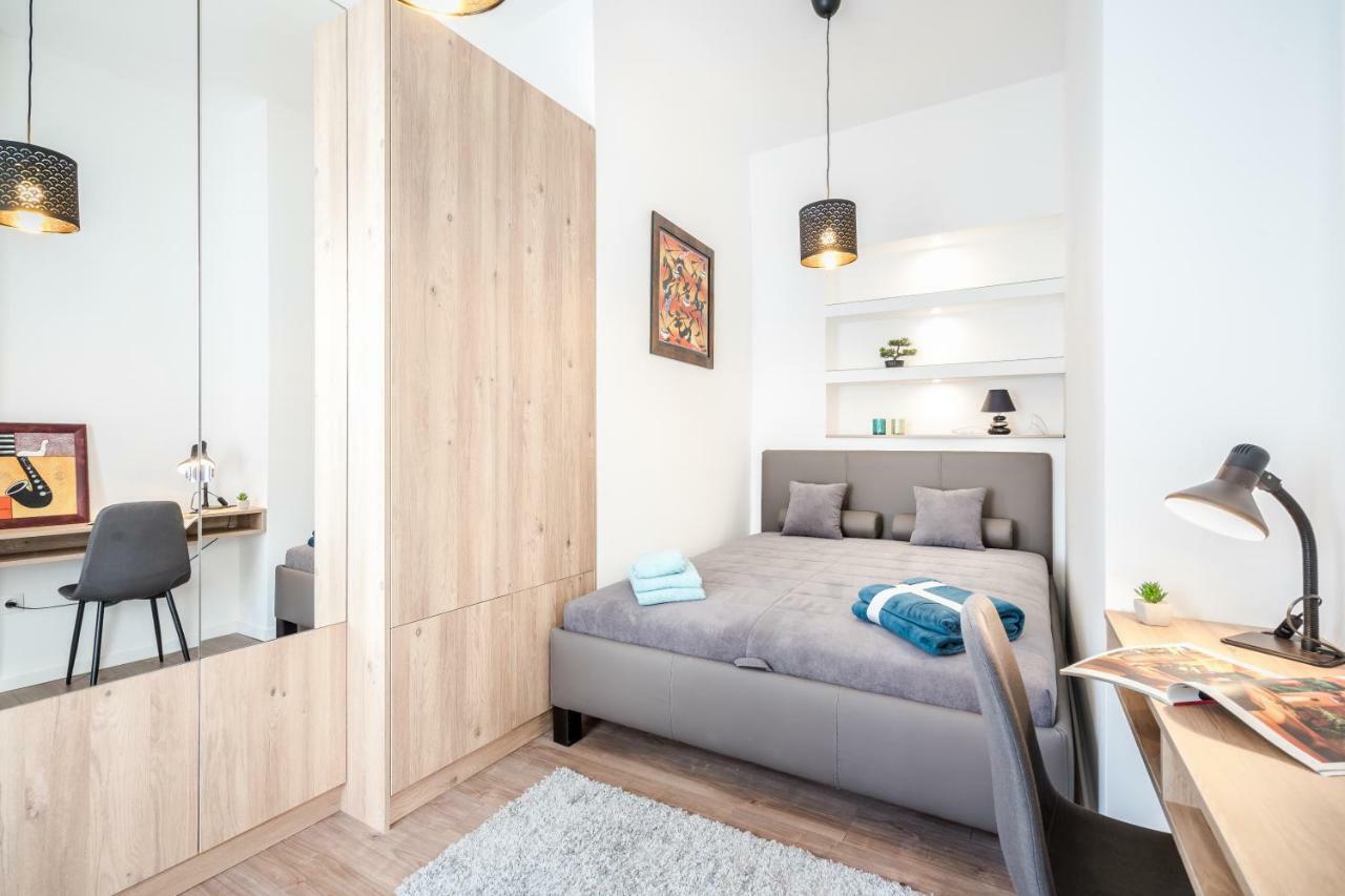 Bpr Thrill Design Home With A/C Budapest Kültér fotó