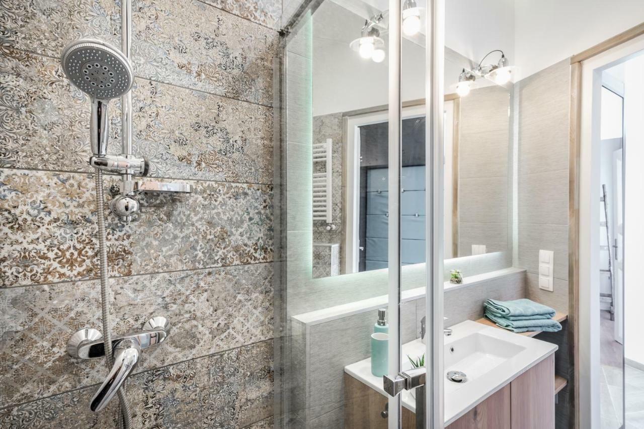 Bpr Thrill Design Home With A/C Budapest Kültér fotó